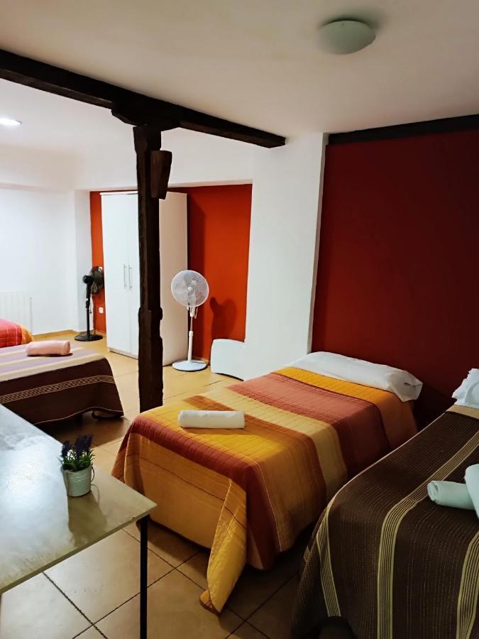 Corrala De San Anton. Sencillo Apartamento En Pleno Centro กรานาดา ภายนอก รูปภาพ